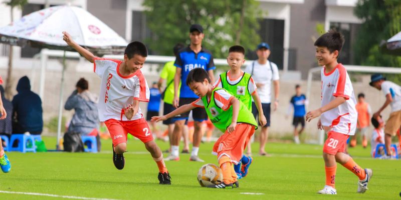 bóng đá trẻ em