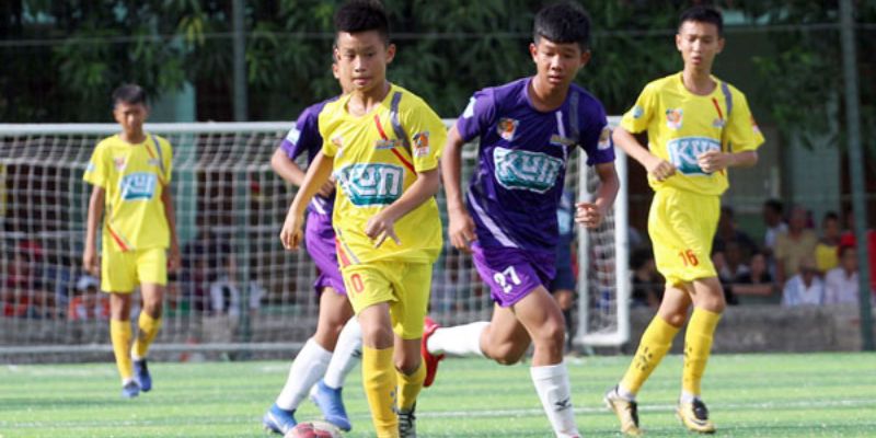 bóng đá thiếu nhi
