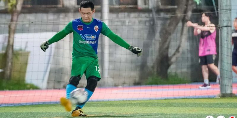 luật bóng đá sân 7 cho thủ môn